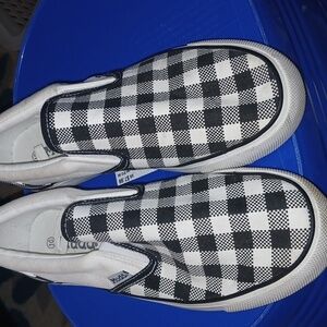 Mudd slip on shoes